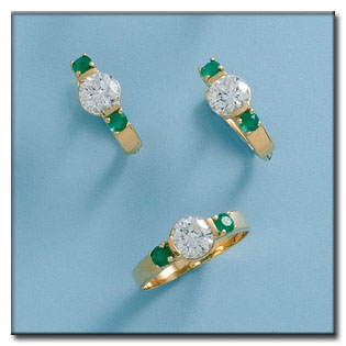 PENDIENTES EN ORO DE 18KL CRISOPAL VERDE