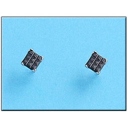 [P122] PENDIENTES ORO BLANCO 18KL C. NEGRA 5X5